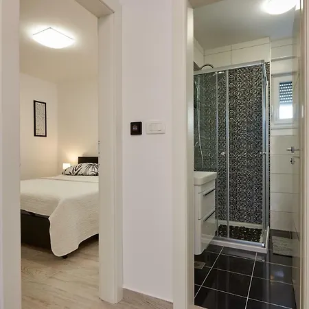 Apartman Jakov * 트로기르